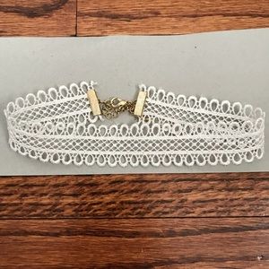 Nasty Gal- White Lace Choker